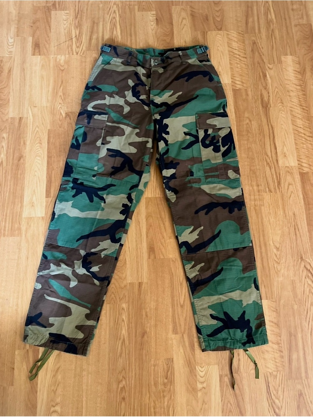 Battle Dress Uniform Trousers Mens Size: M/R